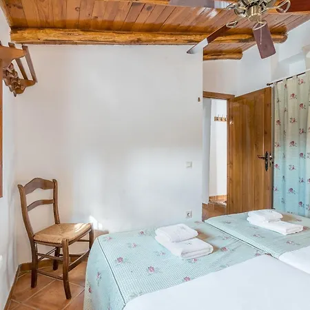 Country house La Roca